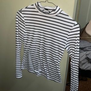 Black and white long sleeve sweater